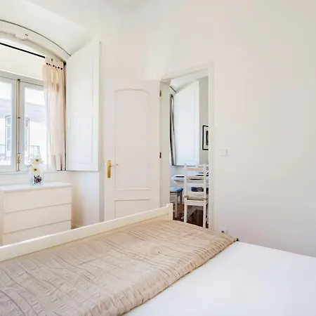 Baixa-chiado Getaway Apartment Lisbon